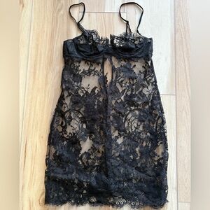 Elegant Black Lace Chemise